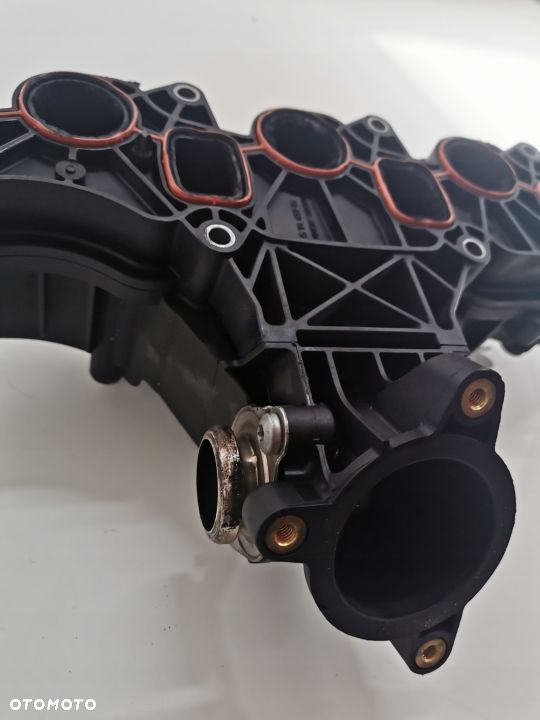 Kolektor ssący 2.0 tdi audi skoda vw 03L129711BA - 2
