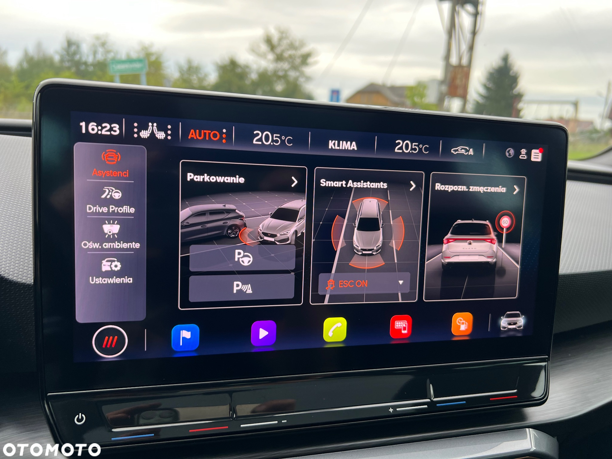 Cupra Leon 1.5 eTSI DSG - 28