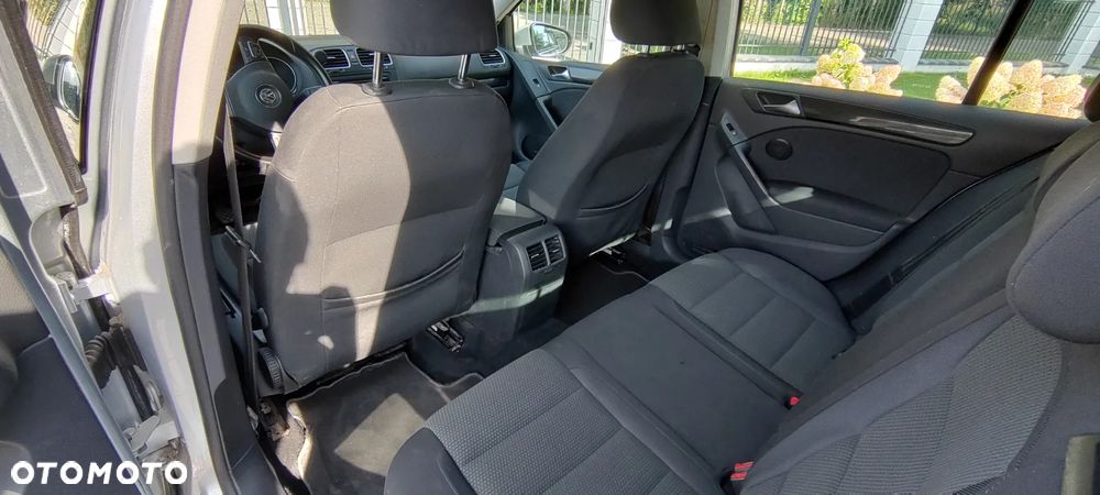 Volkswagen Golf 1.6 TDI BlueMot Comfortline - 10