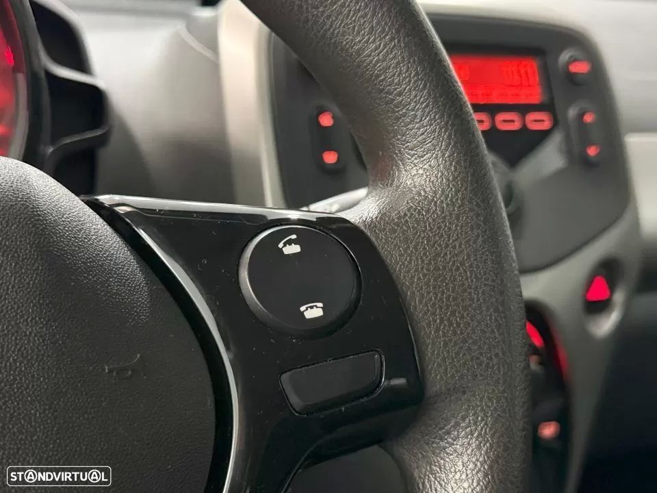 Peugeot 108 1.0 VTi Allure - 16