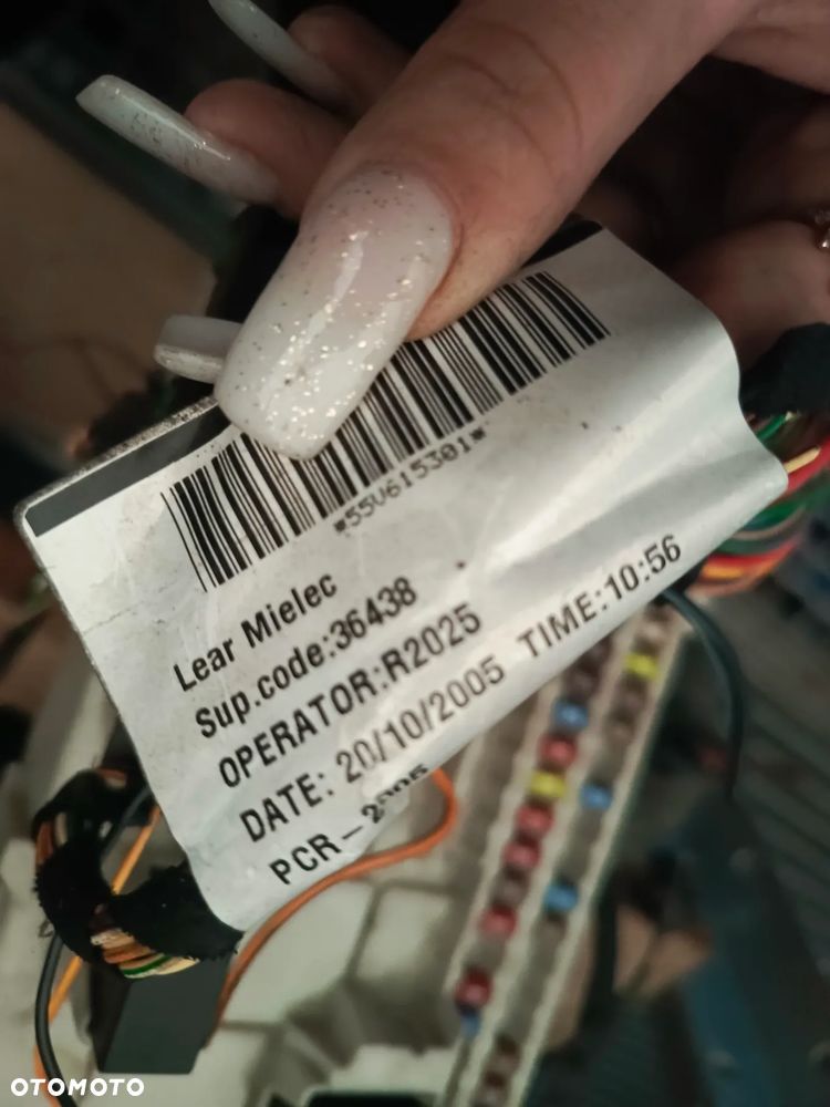SKRZYNKA BEZPIECZNIKÓW MODUŁ BSI VOLVO V50 30728906 - 3