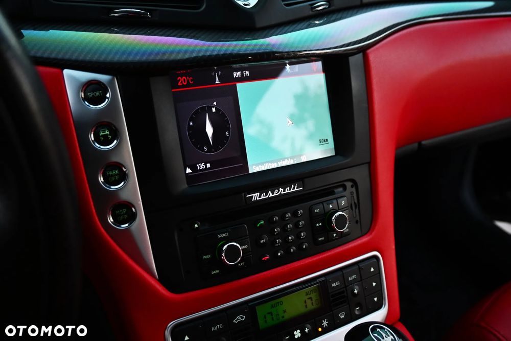 Maserati GranTurismo S Automatik - 36