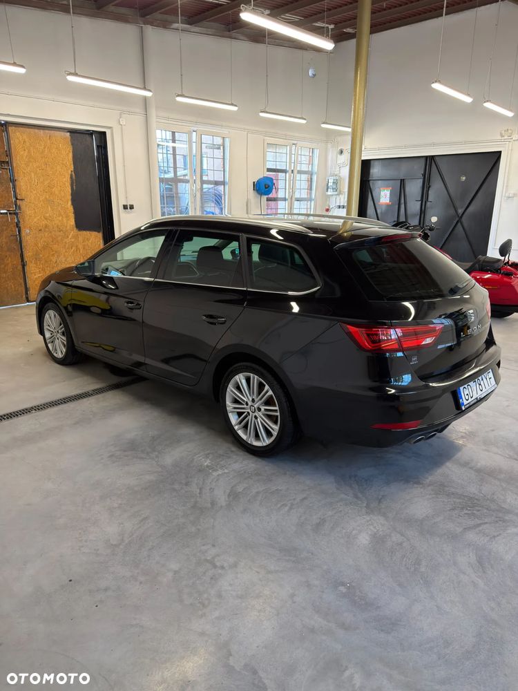 Seat Leon 2.0 TDI Xcellence S&S DSG - 13
