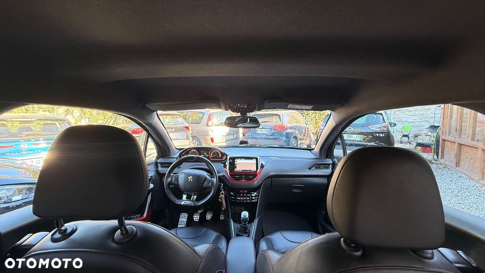 Peugeot 208 1.6 THP GTi - 37