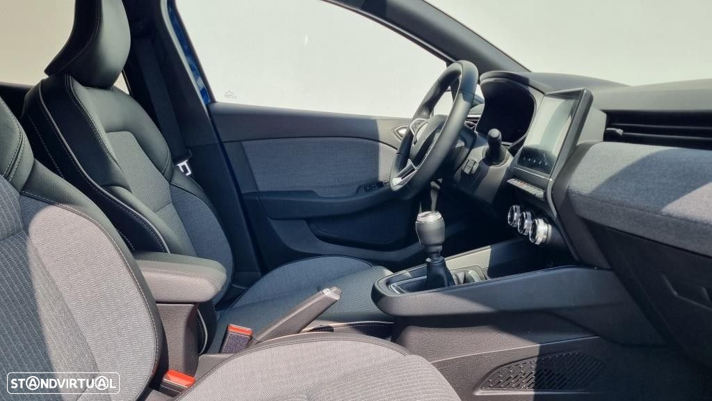 Renault Clio 1.0 TCe Techno Bi-Fuel - 16