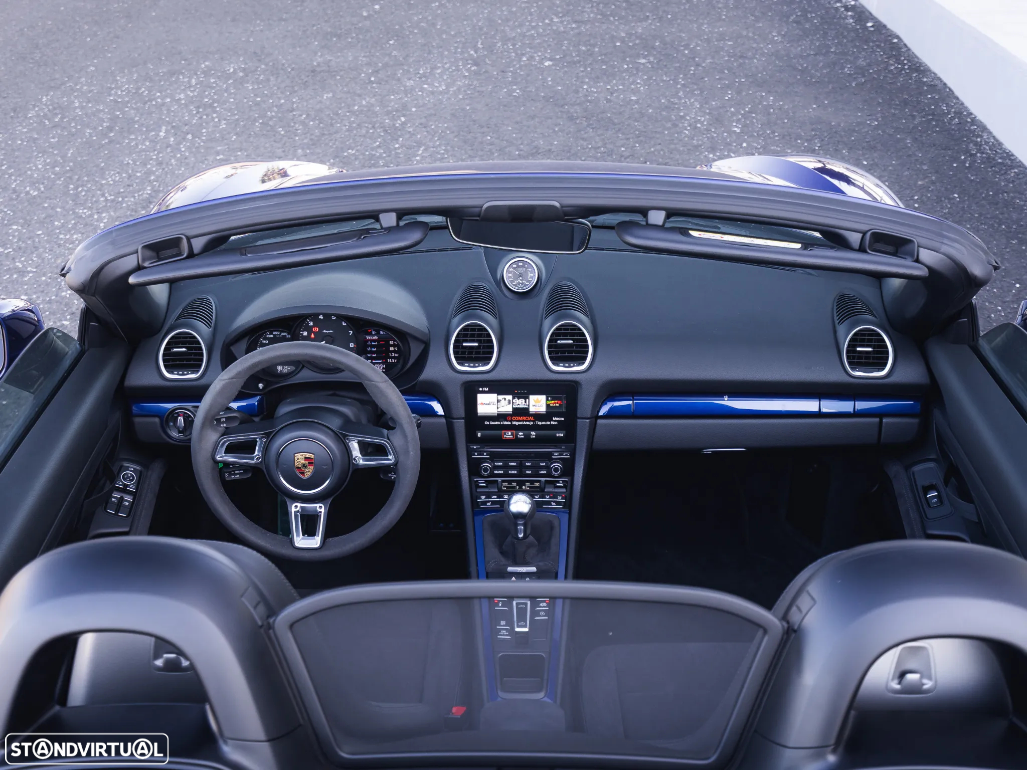 Porsche 718 Spyder - 18