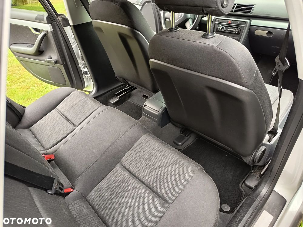 Audi A4 1.6 - 13