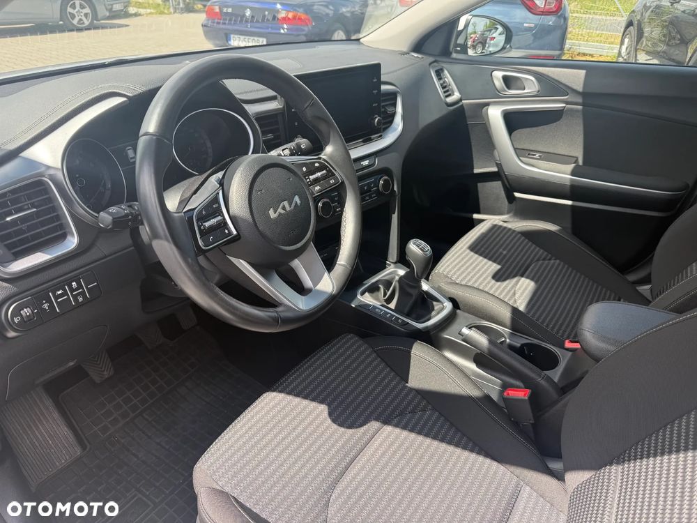 Kia Ceed 1.5 T-GDI M - 7
