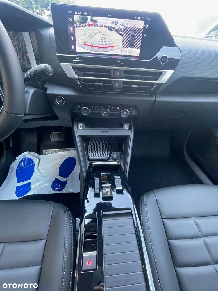 Citroën C4X 1.2 mHEV Max eDCT6 - 15