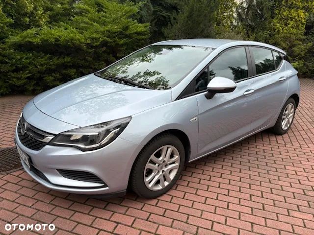 Opel Astra - 1