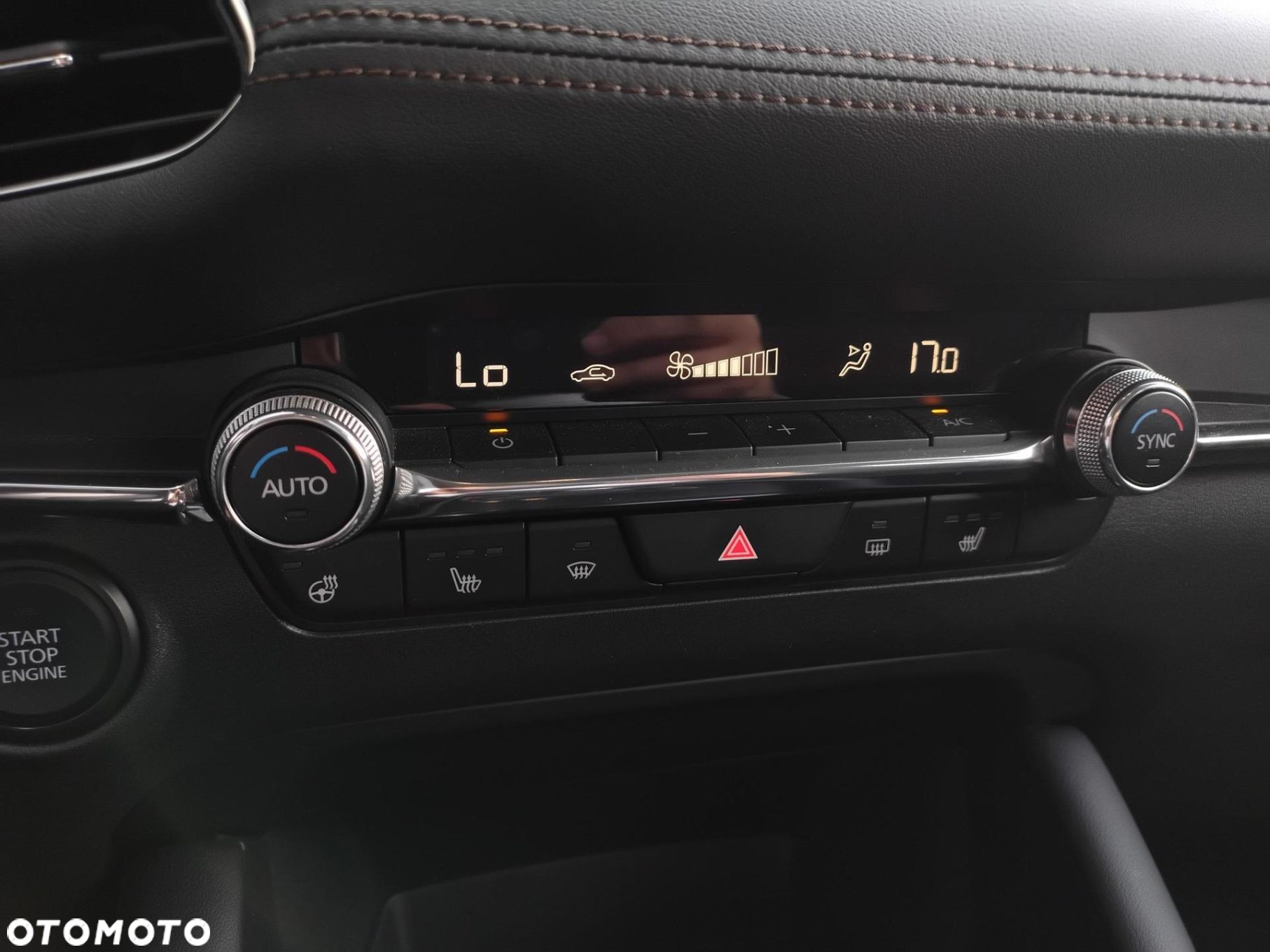 Mazda 3 - 16