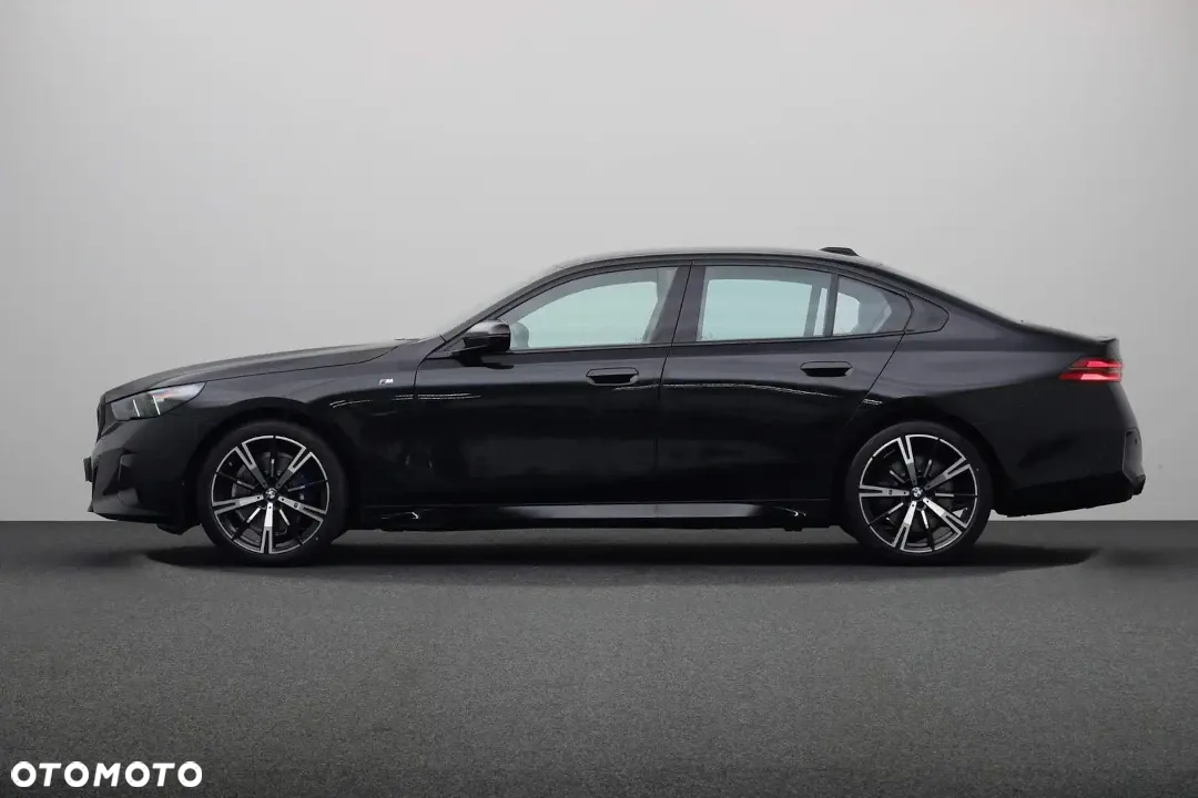 BMW Seria 5 520d xDrive mHEV M Sport - 2
