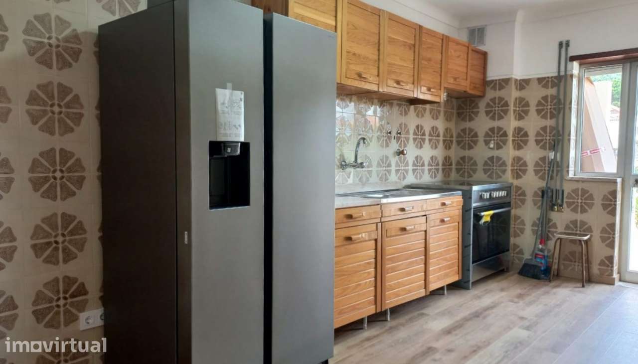 Venda de Apartamento T3 Remodelado, Darque, Viana do Castelo - Grande imagem: 2/28