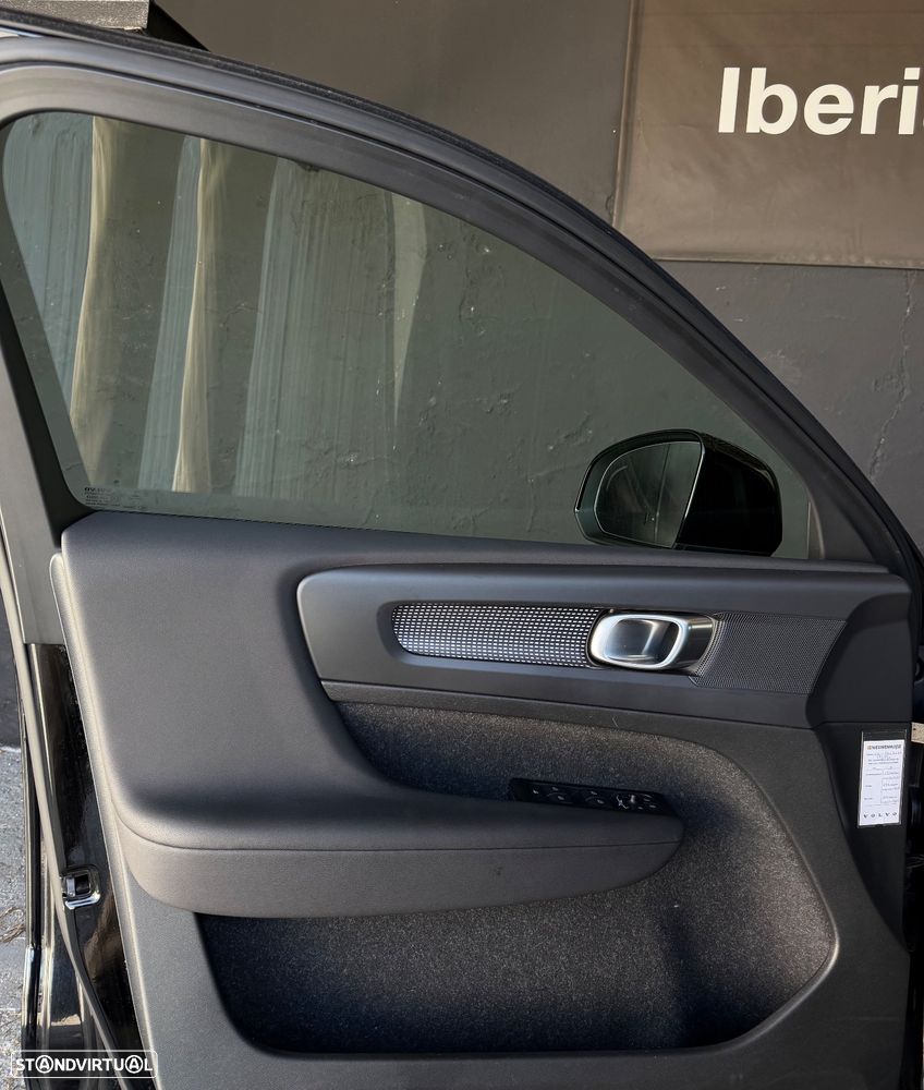 Volvo XC 40 P8 AWD Recharge RDesign - 34