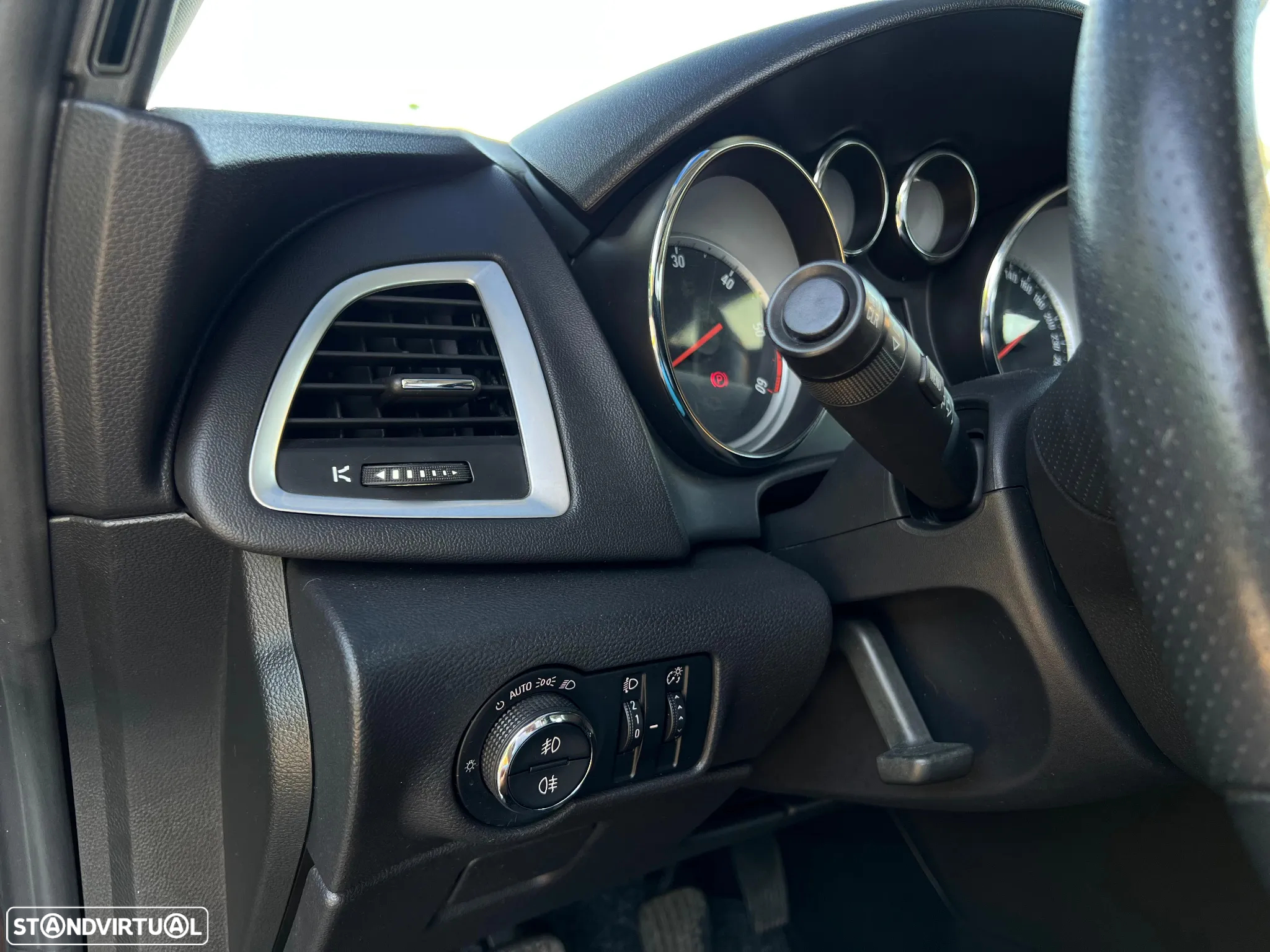 Opel Astra 1.7 CDTi Cosmo - 9