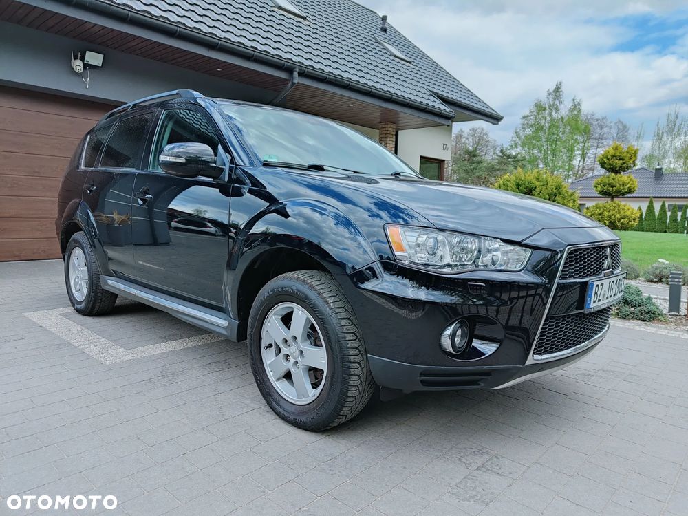 Mitsubishi Outlander 2.2 DI-D 4WD TC-SST Intense - 30