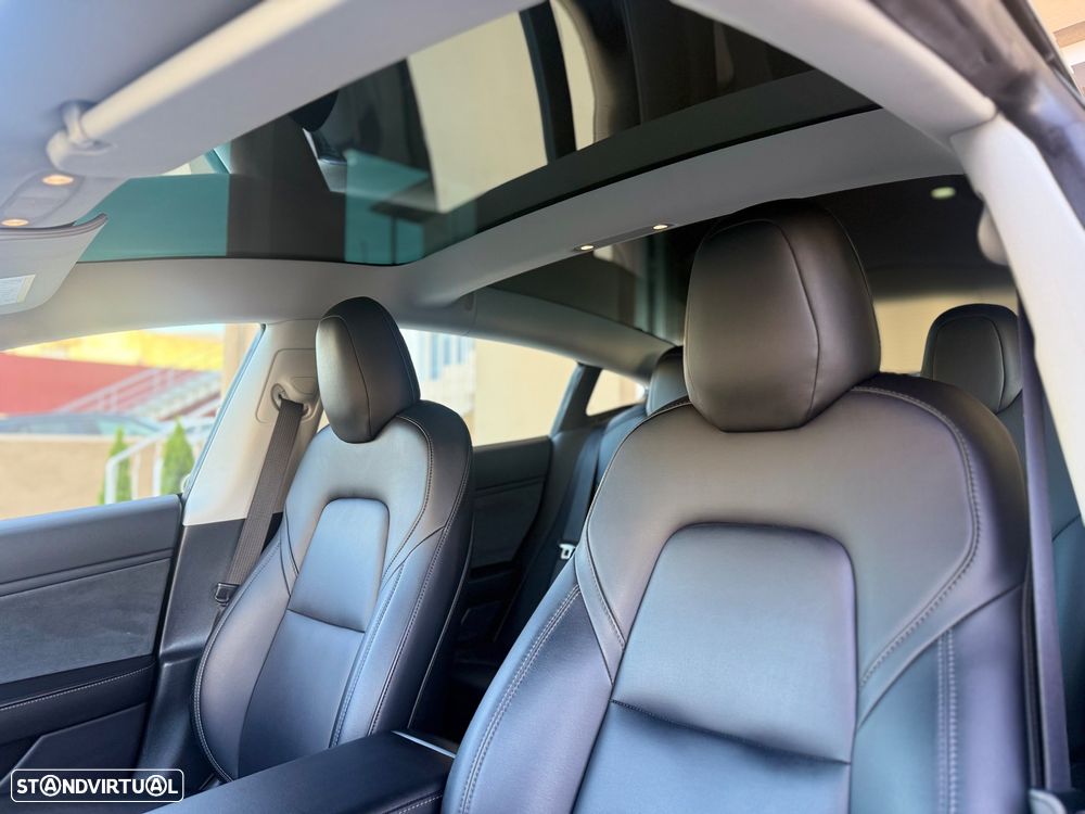 Tesla Model 3 Standard Range Plus RWD - 11