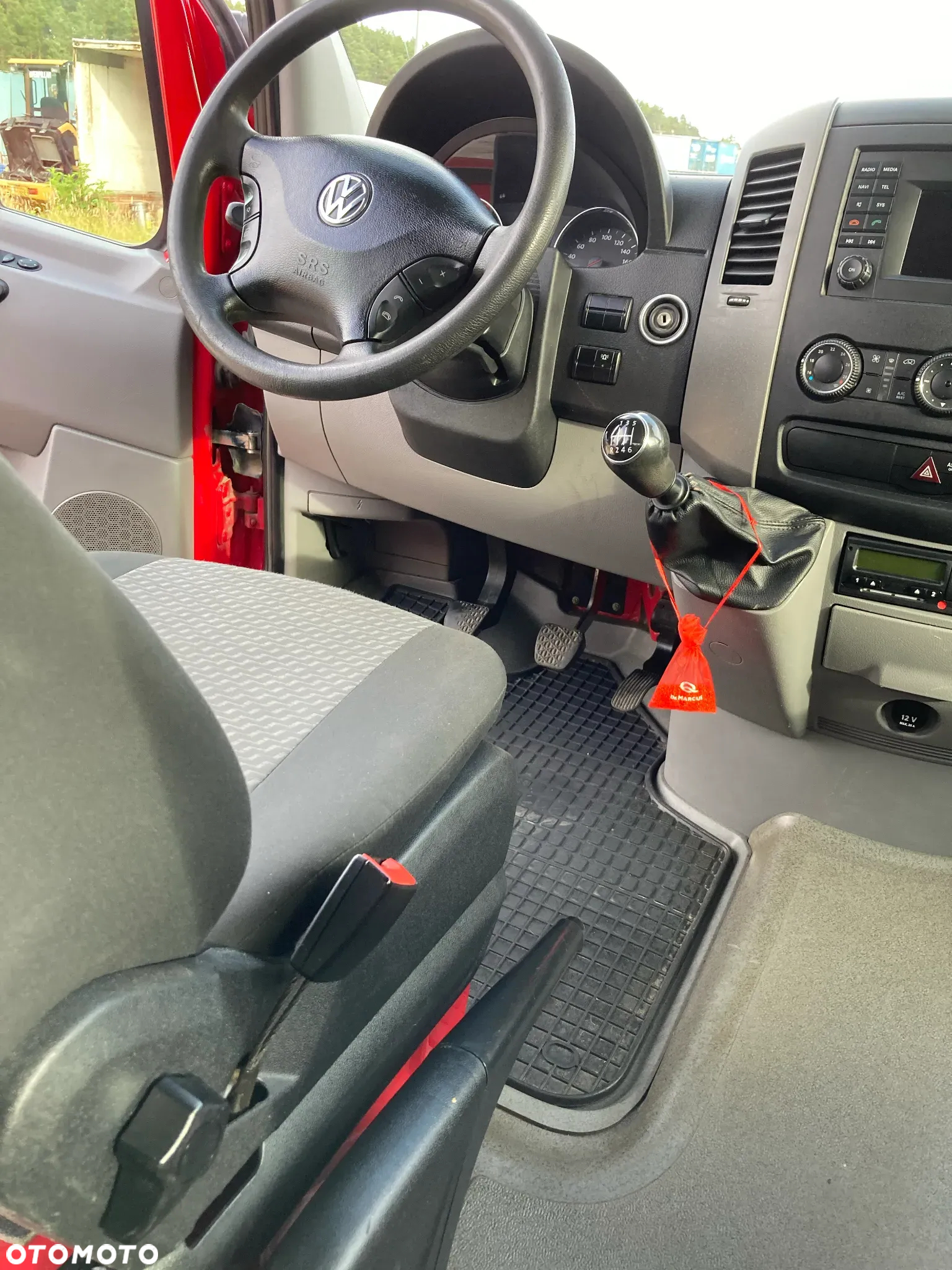 Volkswagen Crafter 2.0 TDI - 12