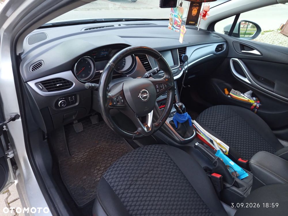 Opel Astra 1.6 CDTI Dynamic - 8