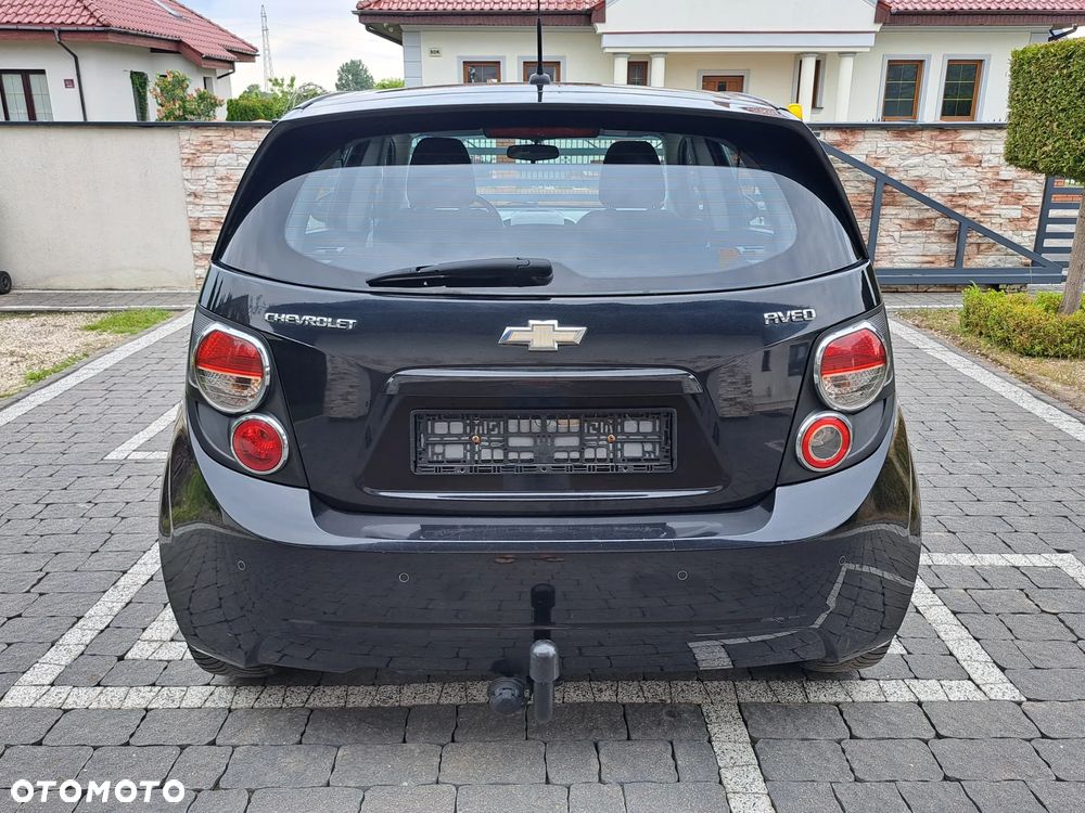 Chevrolet Aveo 1.6 LTZ - 5