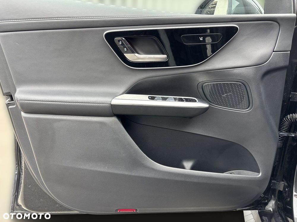 Mercedes-Benz GLC - 16