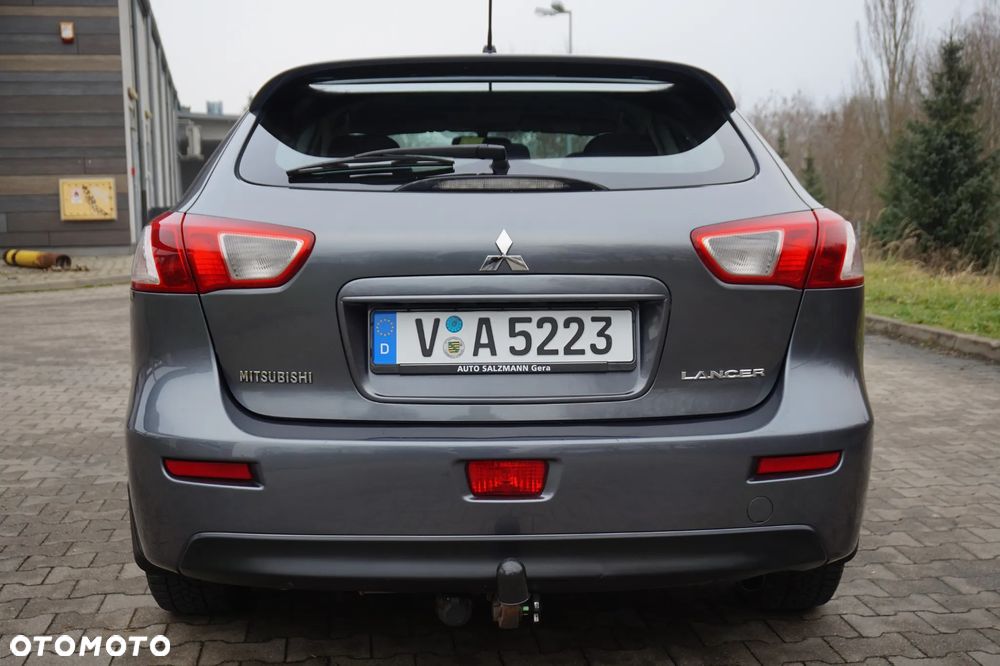 Mitsubishi Lancer - 3