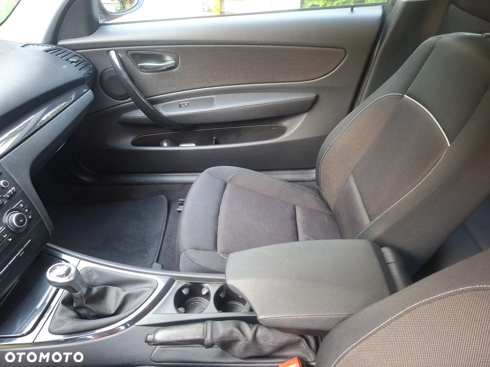 BMW Seria 1 116d - 8