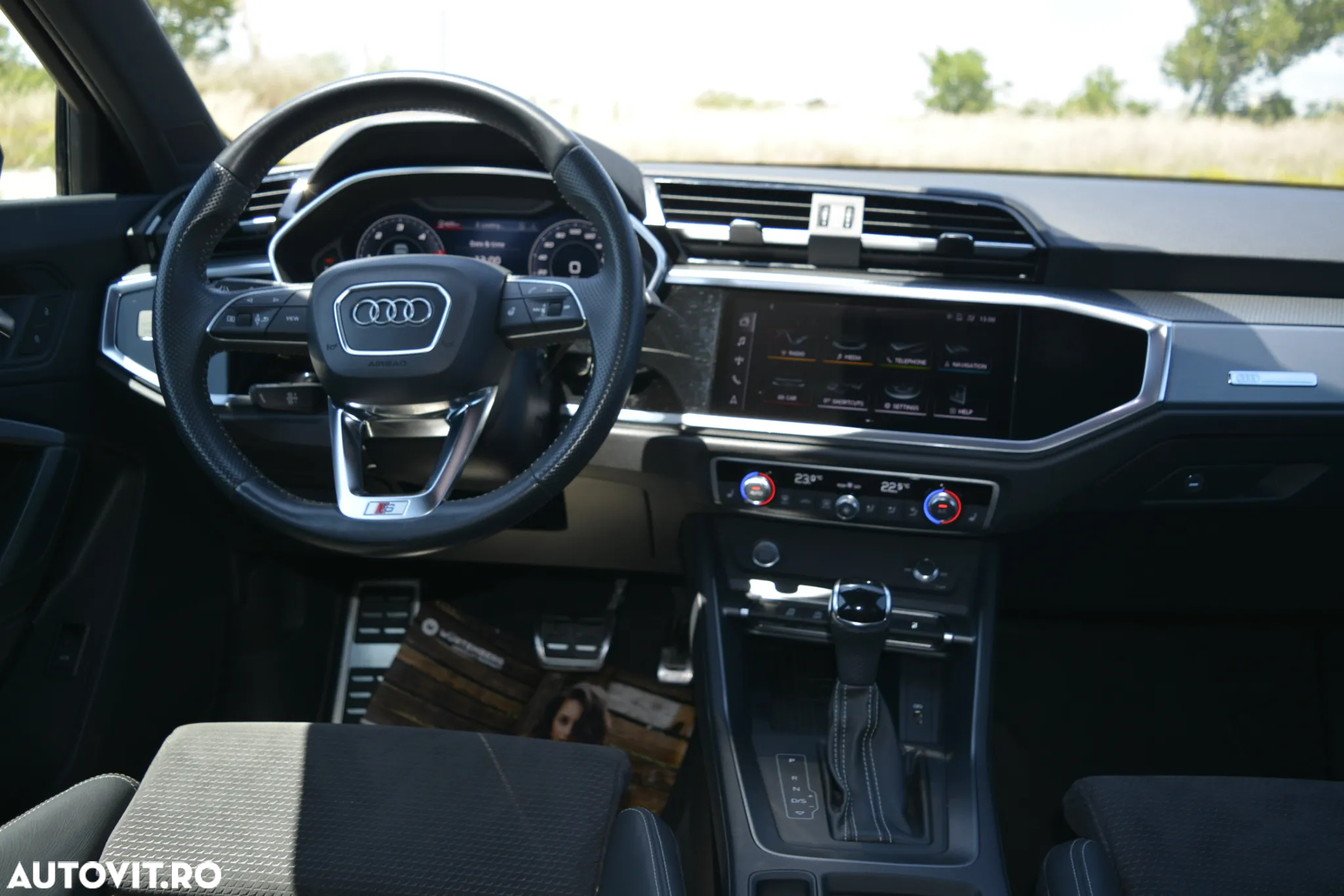 Audi Q3 2.0 TDI S tronic sport - 23
