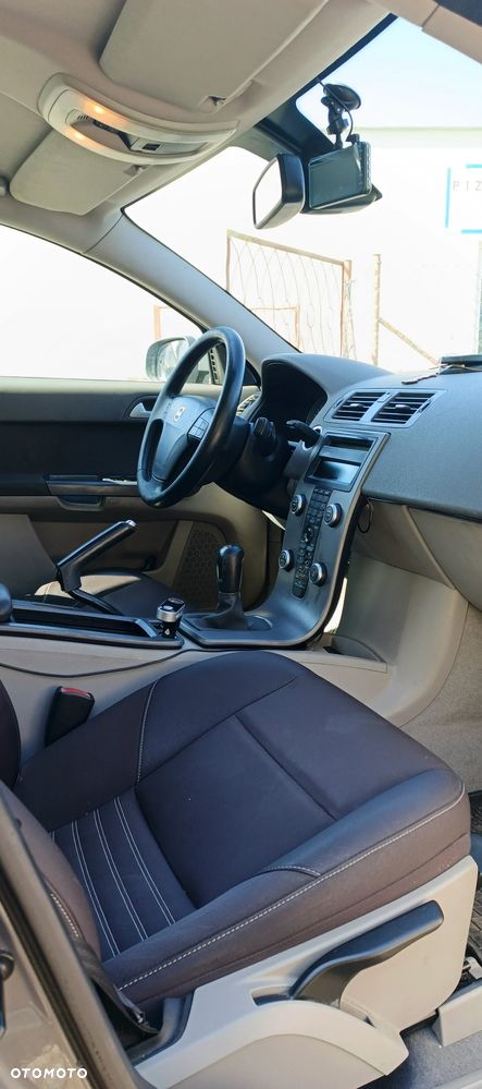 Volvo S40 1.8 - 9