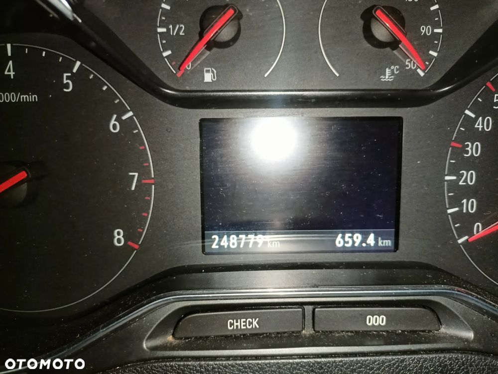 Opel Combo 1.2 Turbo Start/Stop Innovation - 26