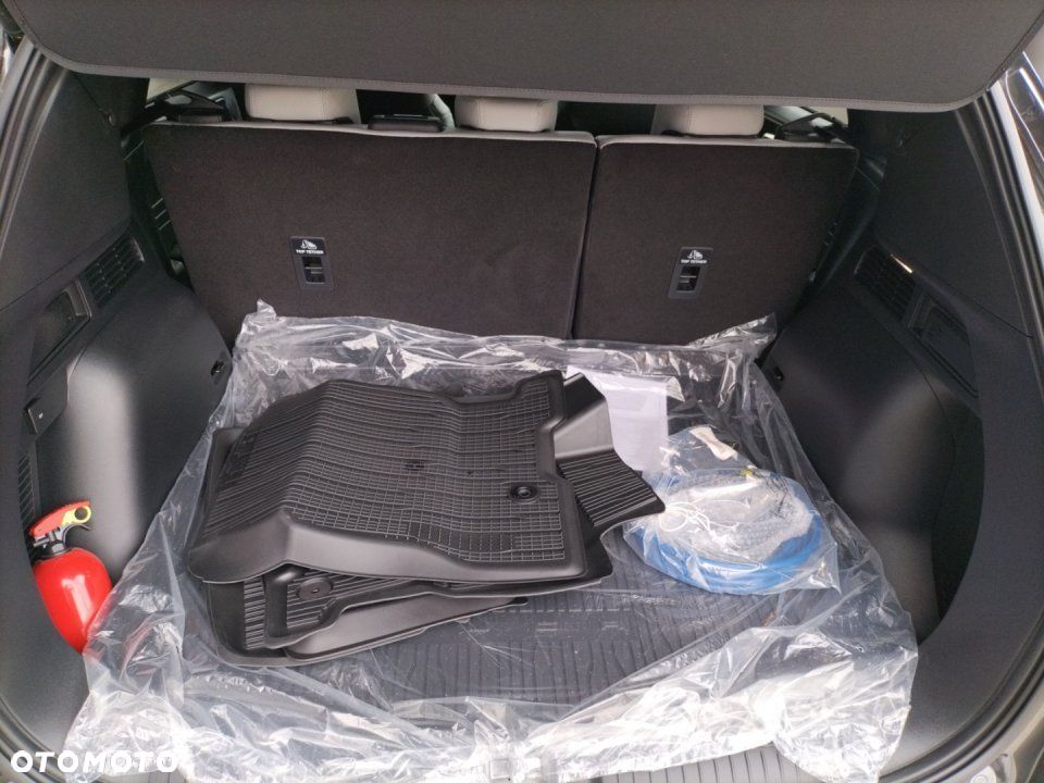 Ford Kuga - 18