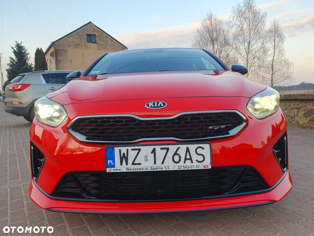 Kia ProCeed 1.6 T-GDI GT DCT - 11