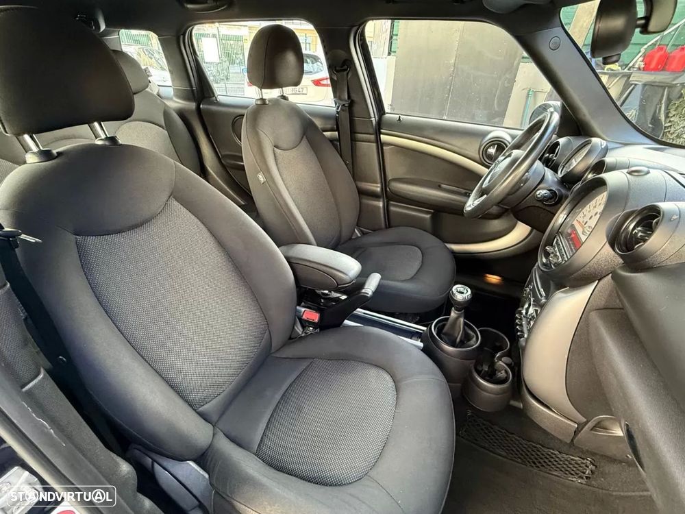 MINI Countryman One D - 9