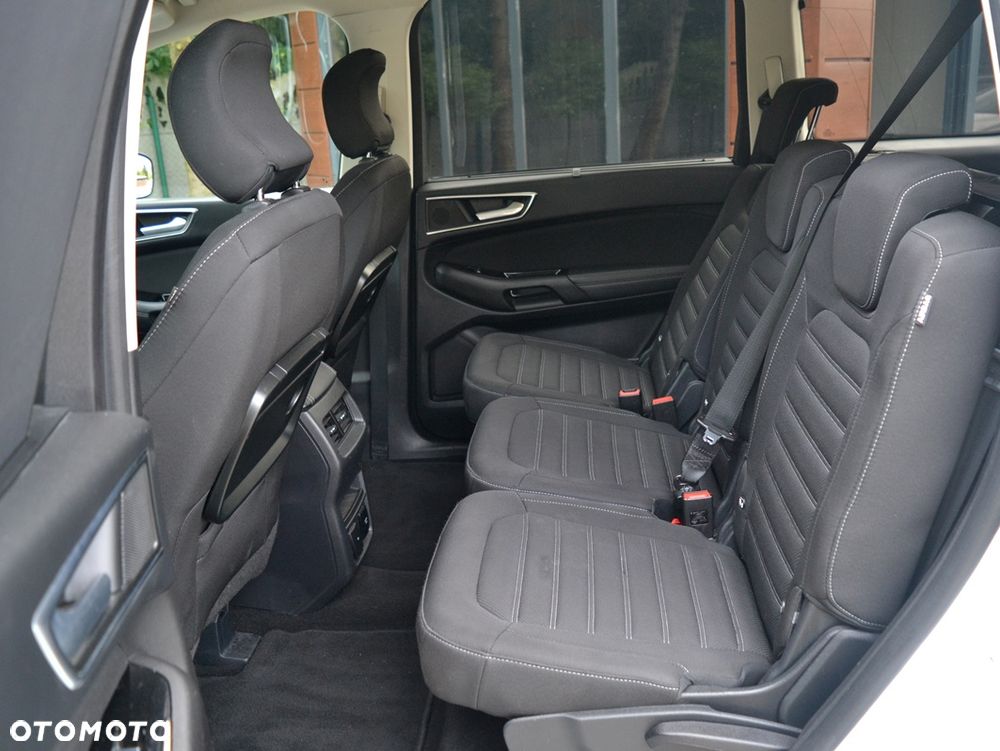 Ford Galaxy - 22