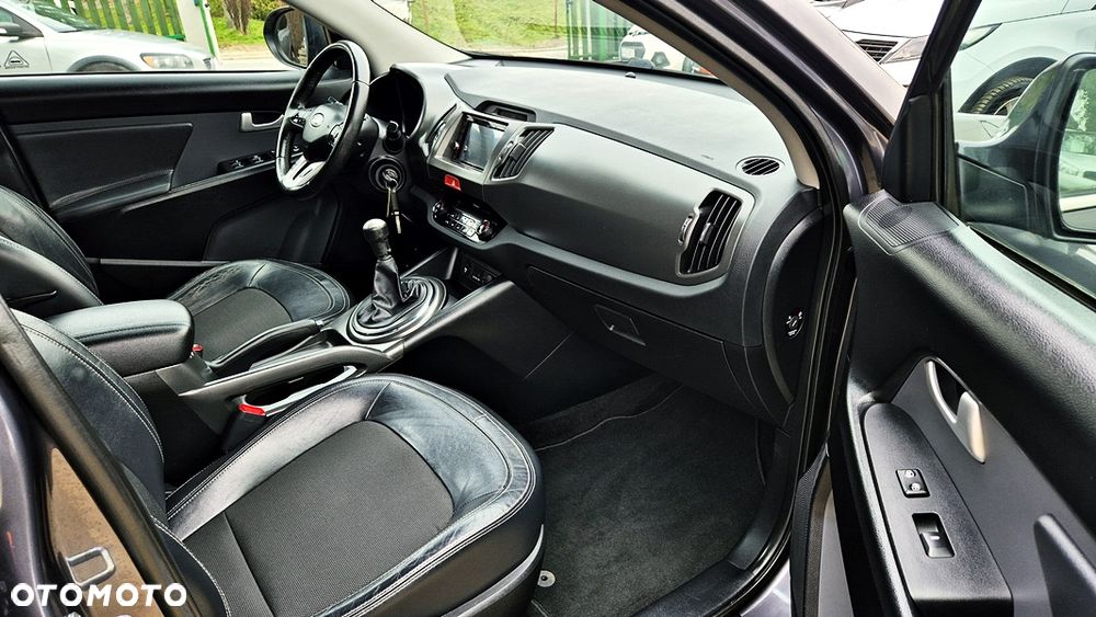 Kia Sportage 2.0 CVVT 2WD Spirit - 34