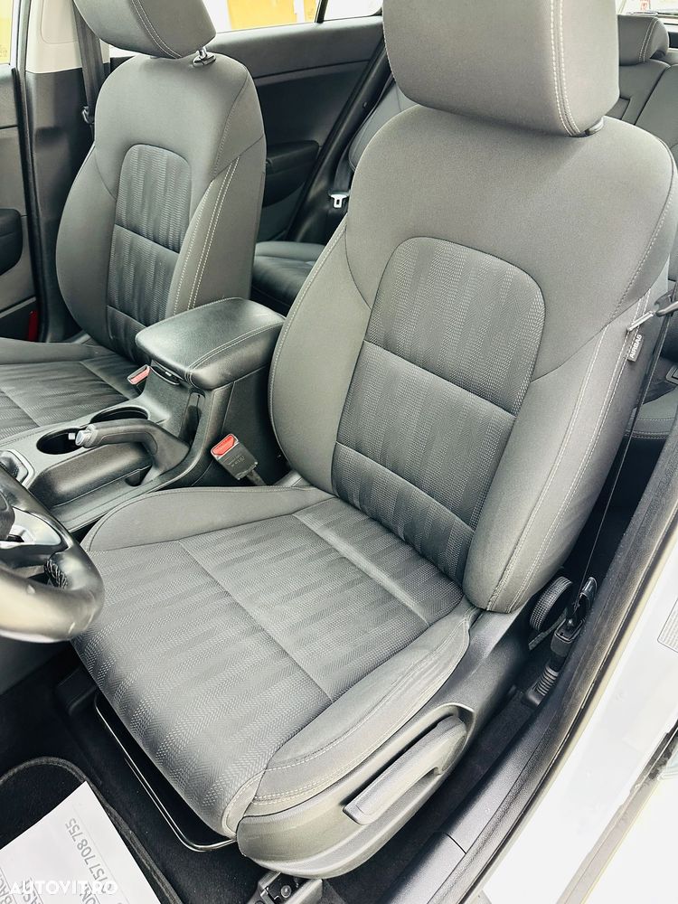 Kia Sportage 1.7 CRDI 2WD Edition 7 - 10