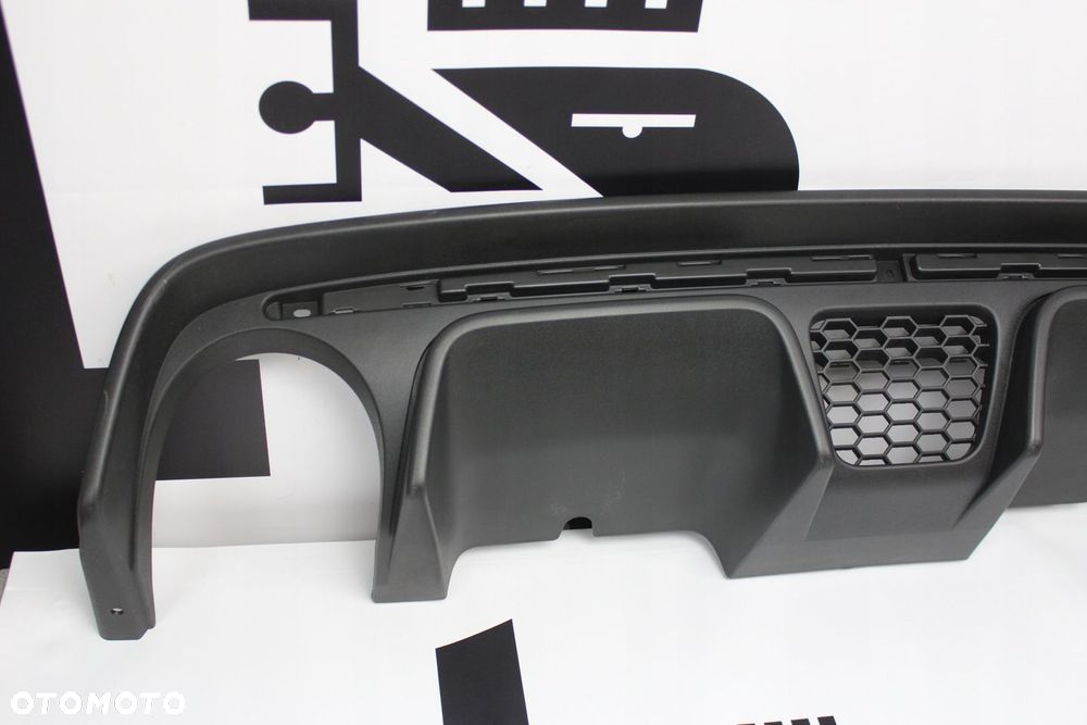 DOKŁADKA TYLNEGO ZDERZAKA DYFUZOR FIAT 500 ABARTH LIFT FL - 2