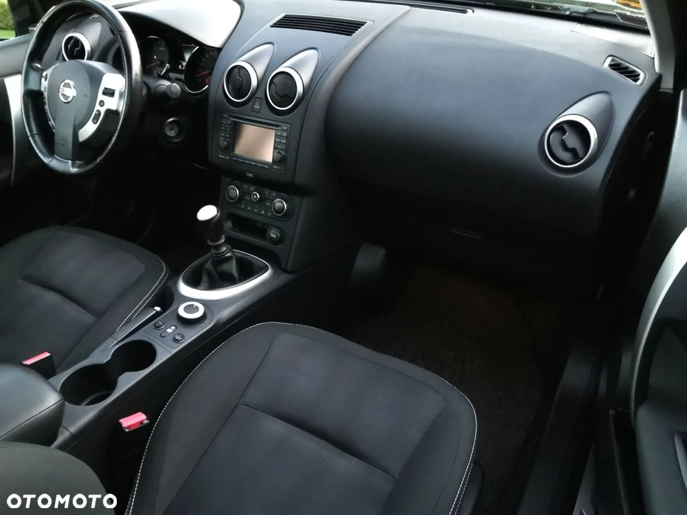 Nissan Qashqai 1.6 dCi 4x4 360 S&S - 24