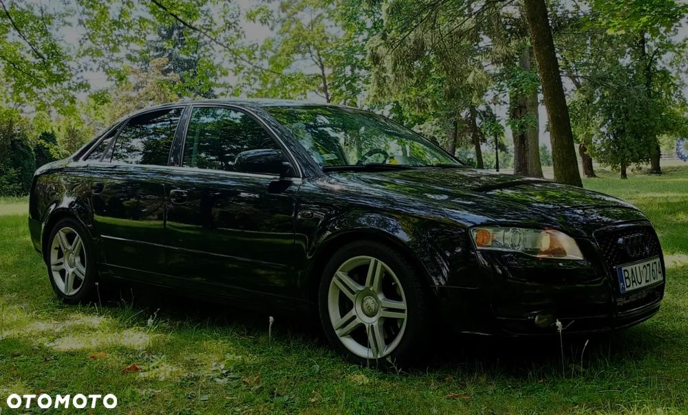 Audi A4 Limousine 2.0 T FSI quattro - 15