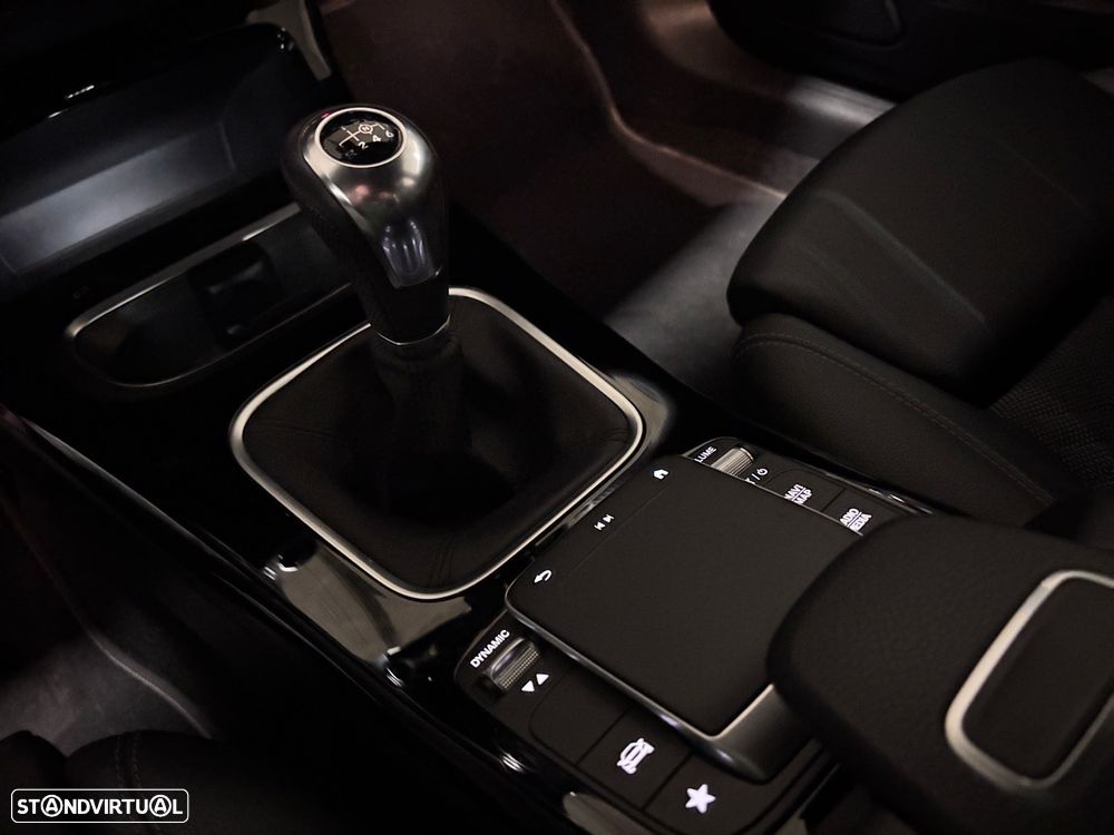 Mercedes-Benz A 180 Limousine d Style Plus - 11