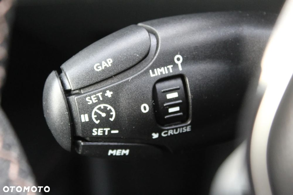Peugeot 3008 - 21