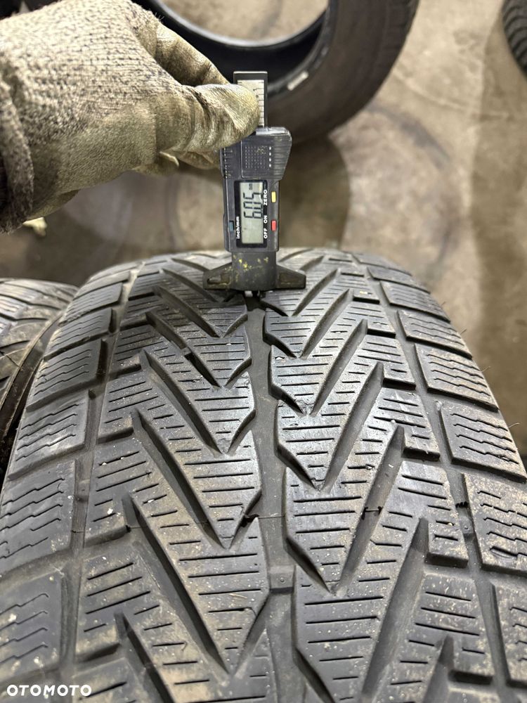 4x Opony Zimowe 255/40R19 VREDESTEIN WINTRAC XTREME Cena za 4szt - 2