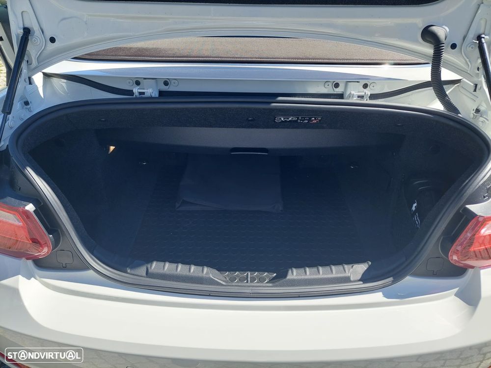 BMW 218 i Cabrio Line Luxury - 8