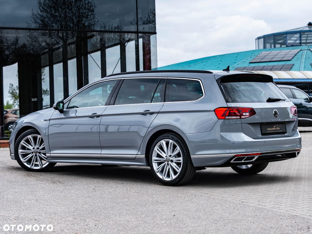 Volkswagen Passat Variant - 11