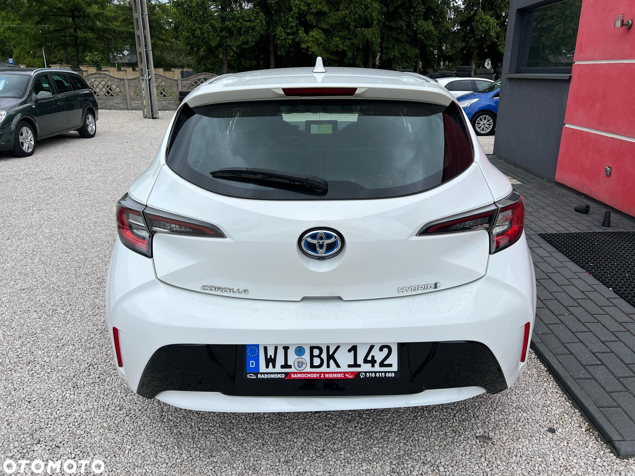 Toyota Corolla 1.8 Hybrid Business Edition - 11