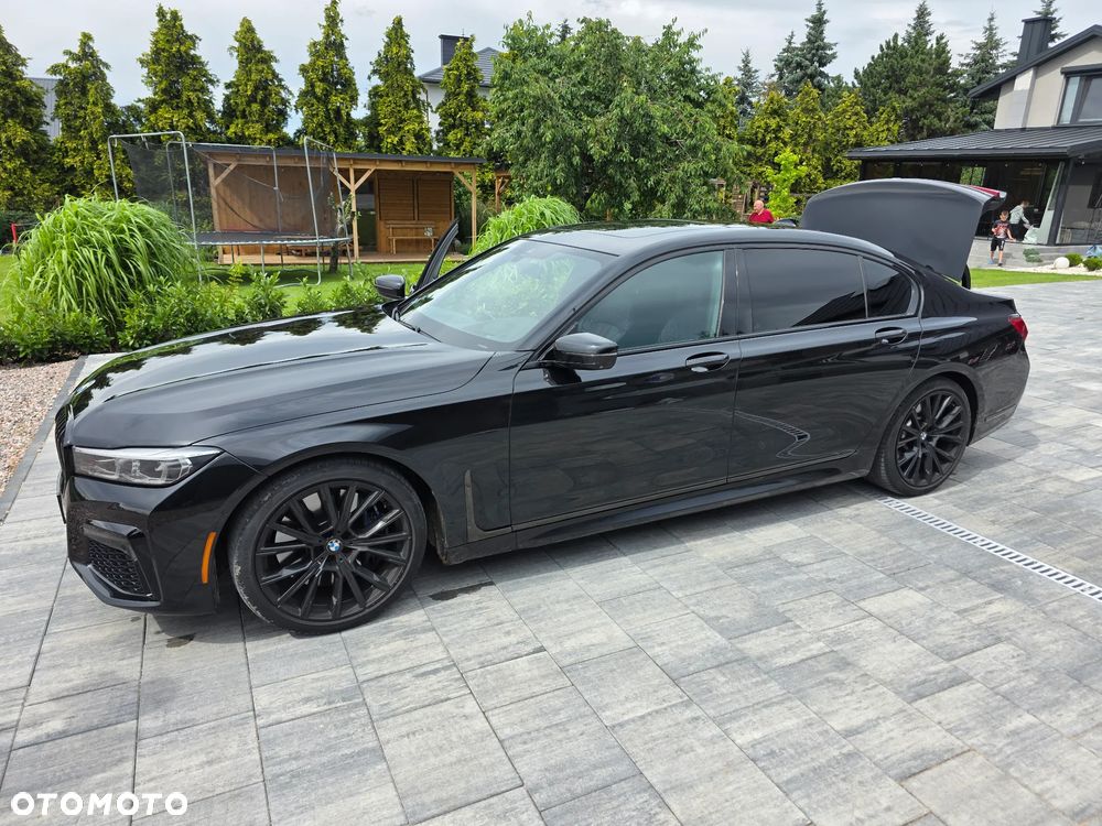 BMW Seria 7 740Li - 8