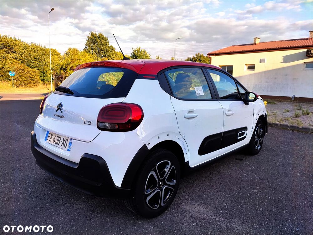 Citroën C3 1.2 PureTech Shine - 3