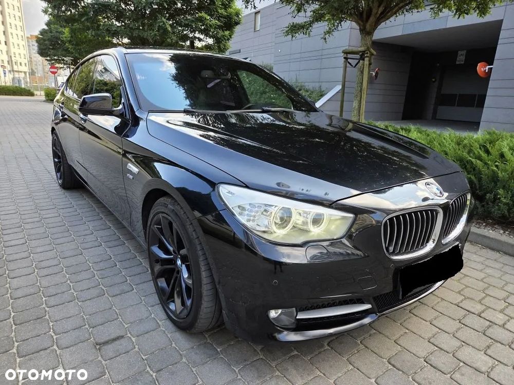 BMW 5GT - 1