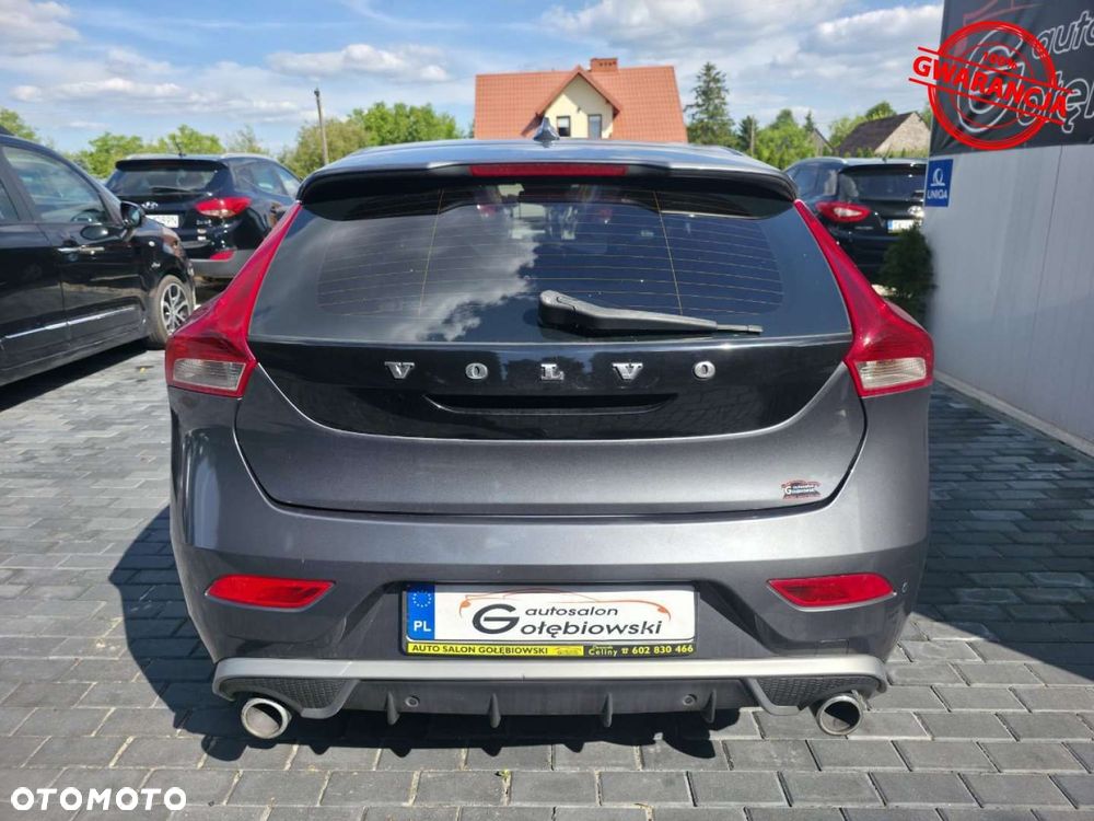 Volvo V40 - 9