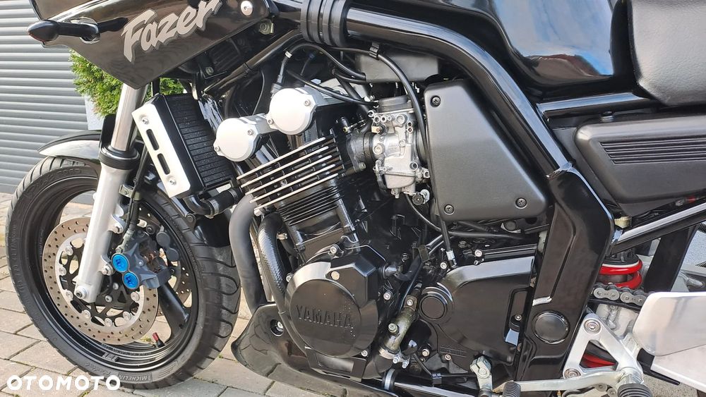 Yamaha FZS - 41